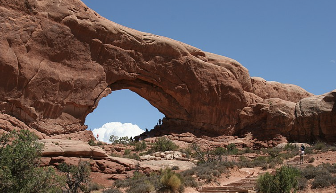 Best hikes in Arches National Park - North Window 