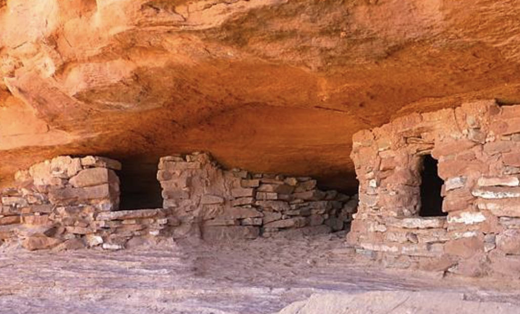 Best hikes in Canyonlands National Park - Aztec Butte