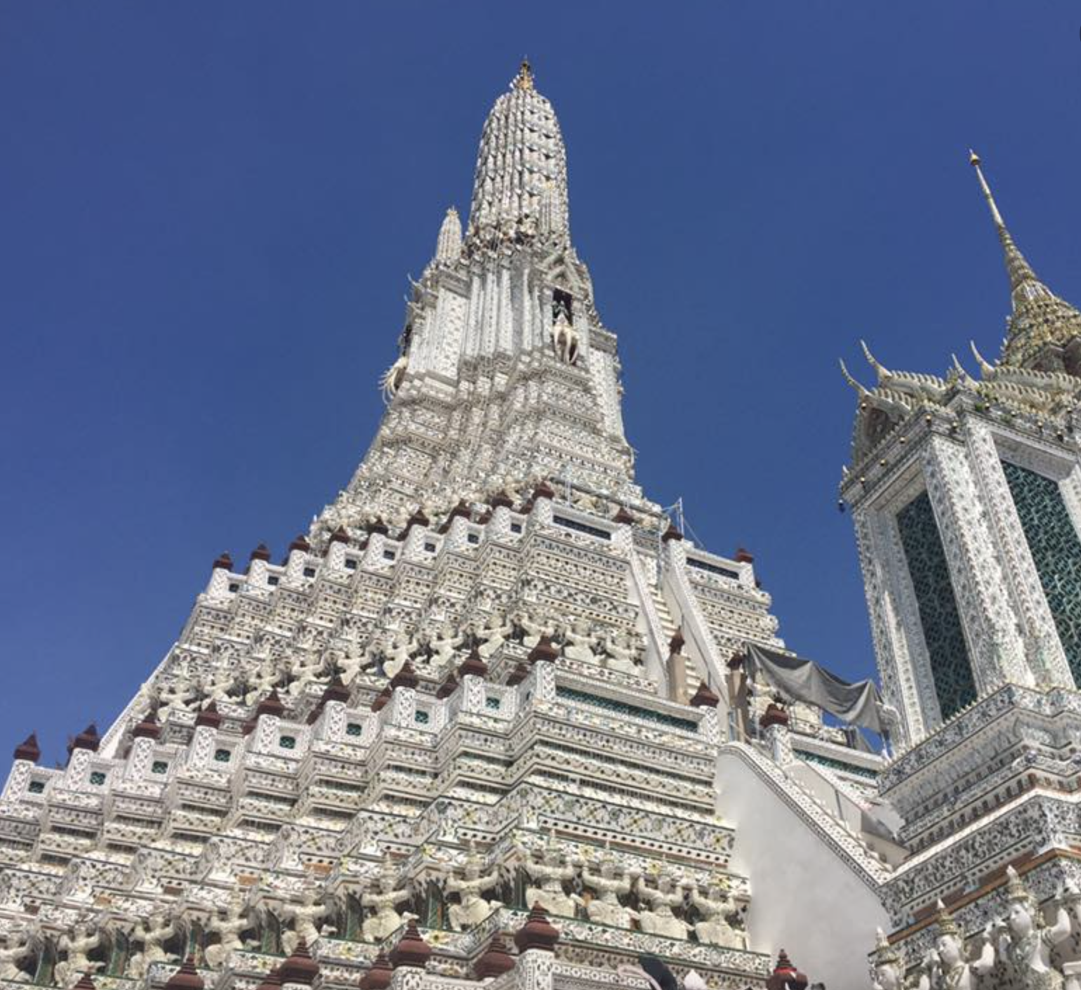 facade of the wat arun temple in bangkok thailand