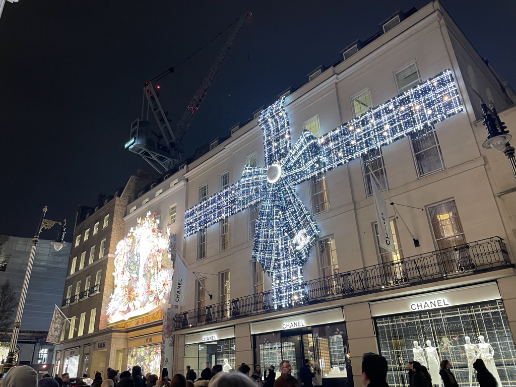 Luxury London Christmas Travel Guide: Where to Stay, Eat & Celebrate the Holidays